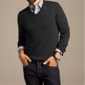 Men’s Banana Republic Extra Fine Merino Sweater